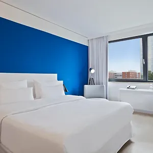 Отель Frankfurt Messe Affiliated By Melia, Франкфурт-на-Майне